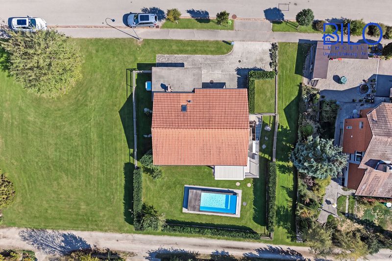 Exklusive 5,5‑Zimmer-Oase: ruhig gelegen mit Weitblick und Pool - 3