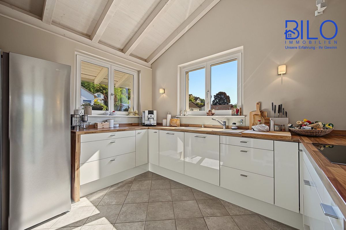 Exklusive 5,5‑Zimmer-Oase: ruhig gelegen mit Weitblick und Pool - 5