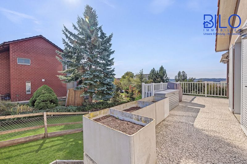 Exklusive 5,5‑Zimmer-Oase: ruhig gelegen mit Weitblick und Pool - 18