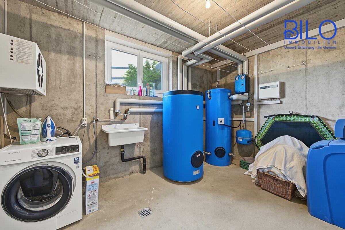 Exklusive 5,5‑Zimmer-Oase: ruhig gelegen mit Weitblick und Pool - 27