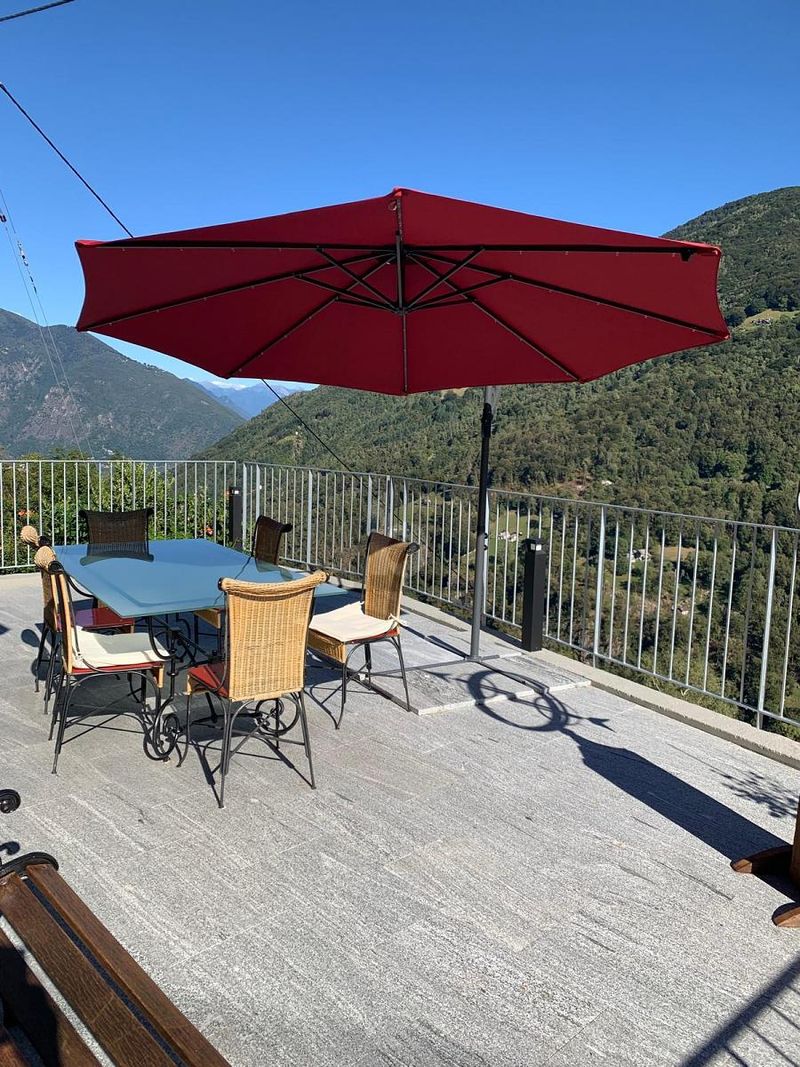 SONNIG MIT TERRASSE UND VIEL PLATZ - 1