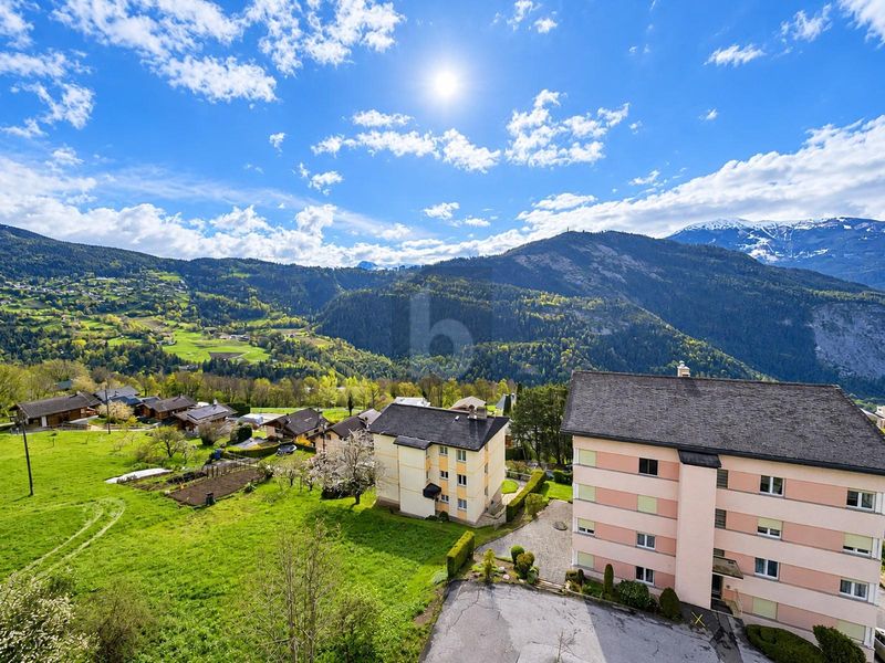 BALCON ET VUE IMPRENABLE- COMBLES AMENAGEABLES - 3