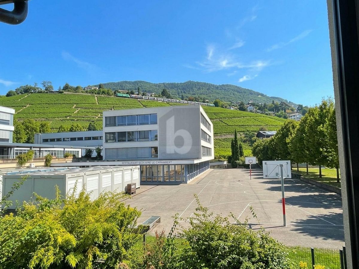 MAGNIFIQUE MAISON AVEC JARDIN PRIVATIF ET VUE - 1