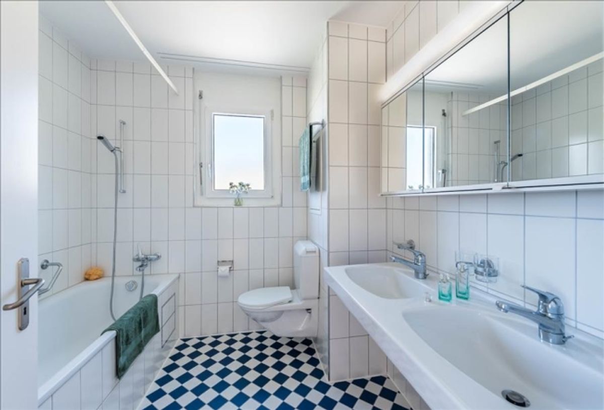 Wunderschöne und grosszügige Wohnung an bester Lage - 4