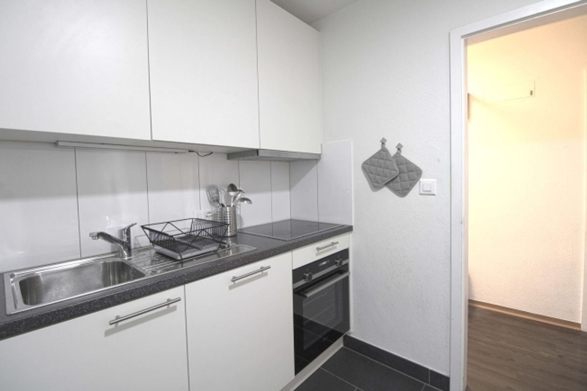 Your Next Chapter Starts Here - Furnished Room in a Top Location - 5