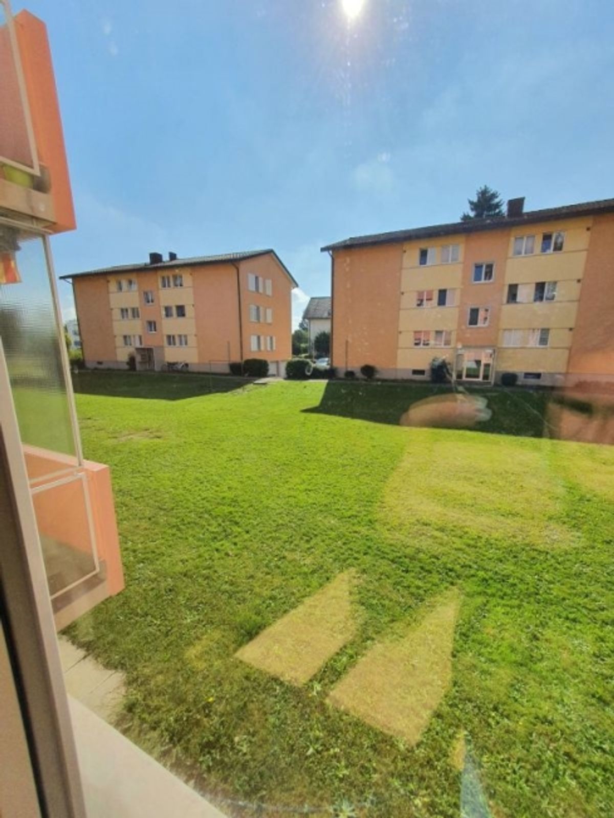 schöne 2.5-zimmer Wohnung im Hochparterre - 0