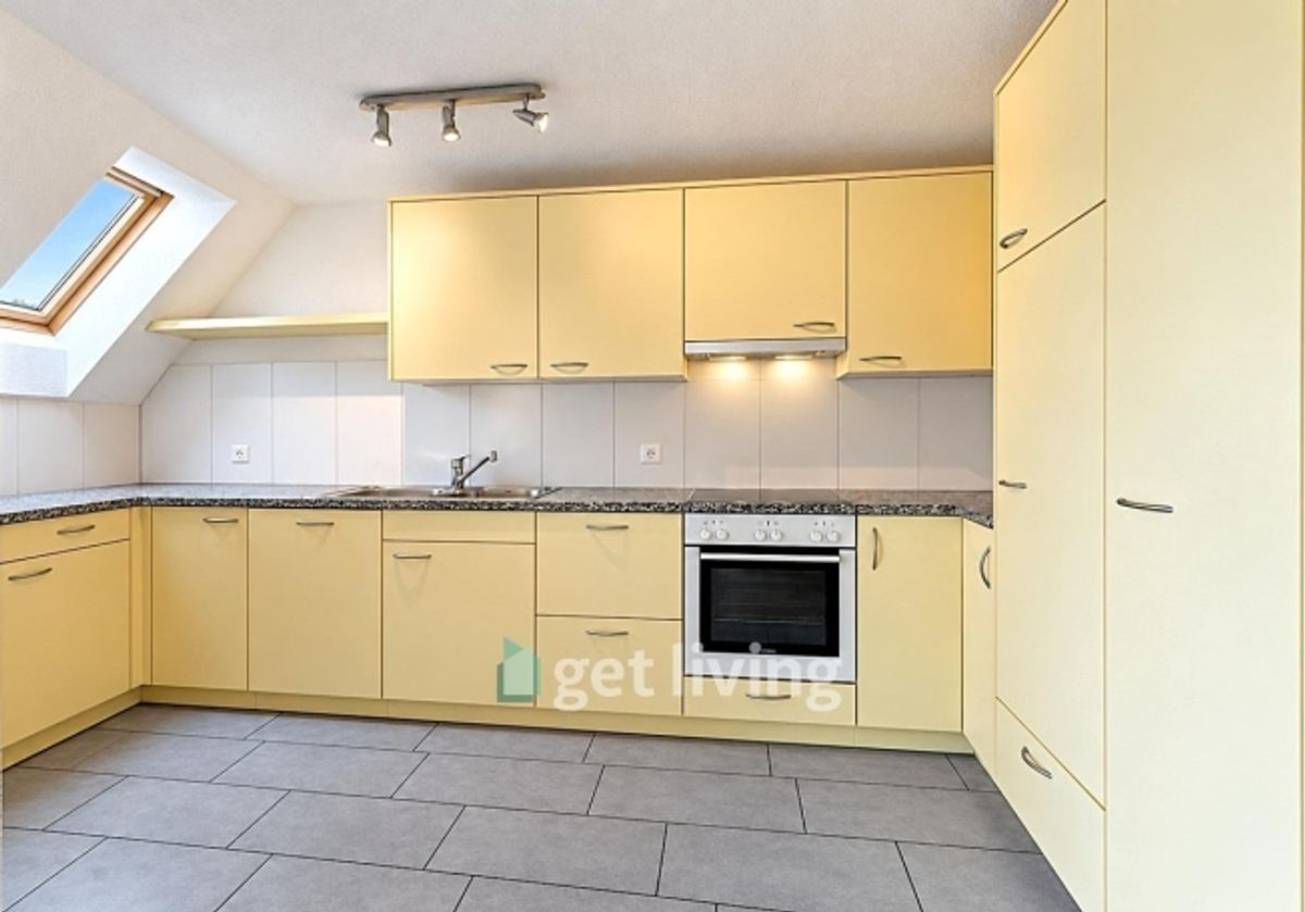 Moderne 4.5-Zimmer Dach-Maisonette-Wohnung in idyllischer Lage - 3