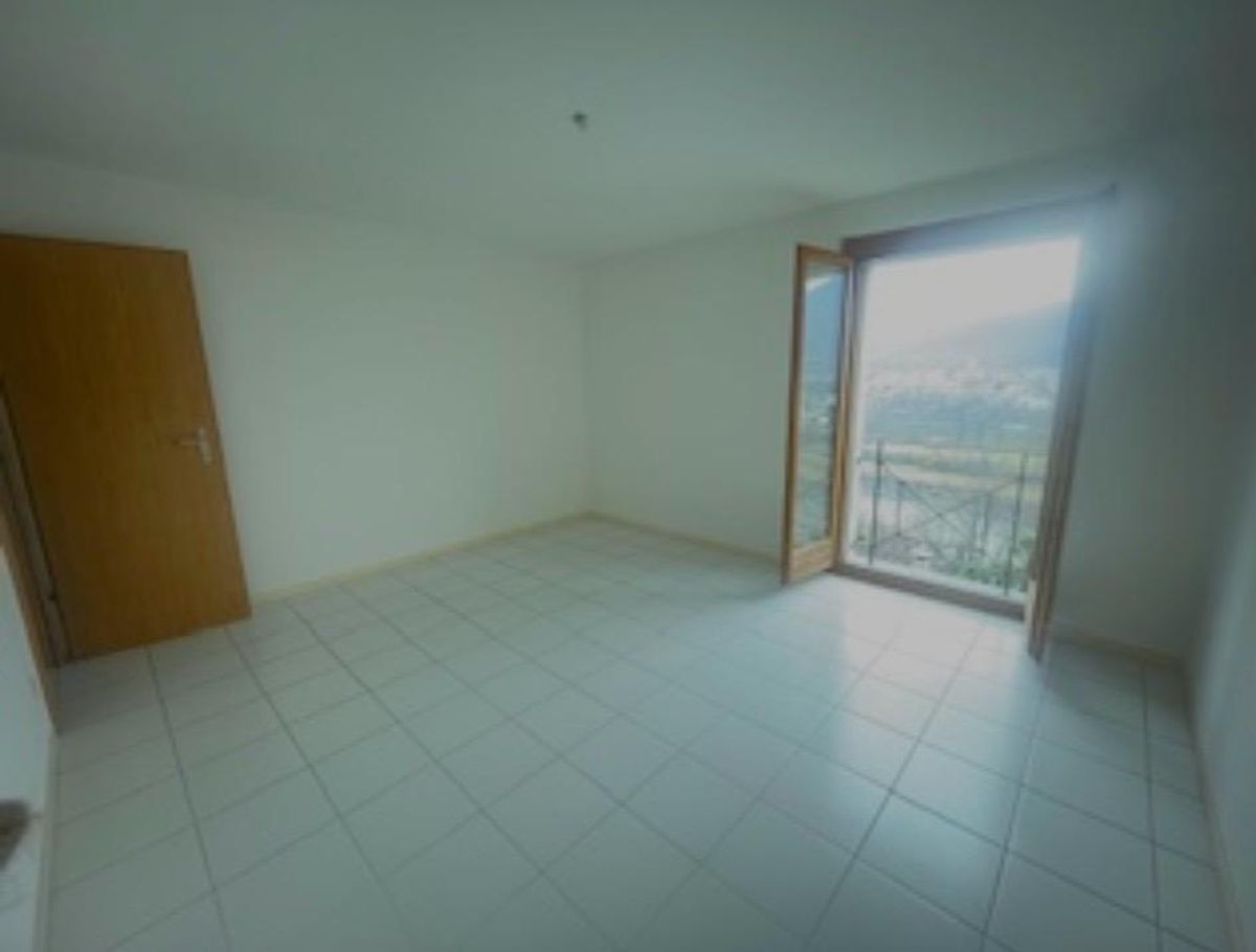 Affittasi appartamento 3.5 locali con vista sul fiume Maggia - 7