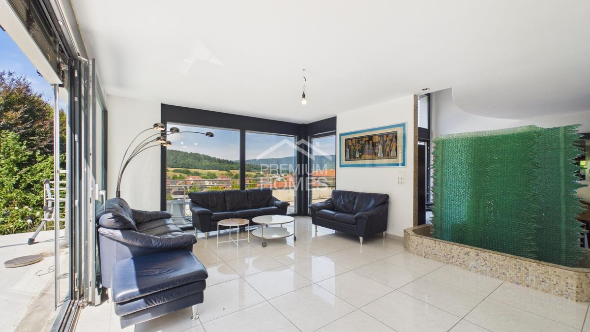 À Courrendlin: Vue, caractère & revenu locatif - 1