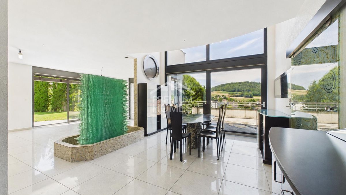 À Courrendlin: Vue, caractère & revenu locatif - 2
