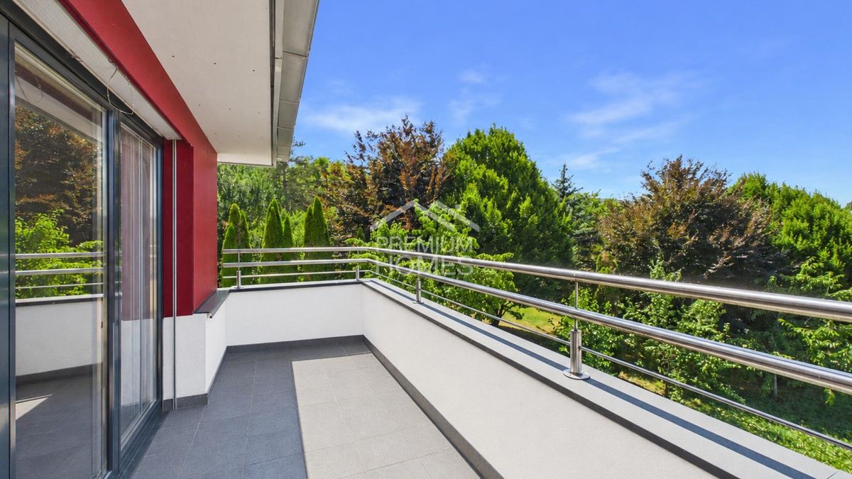 À Courrendlin: Vue, caractère & revenu locatif - 12