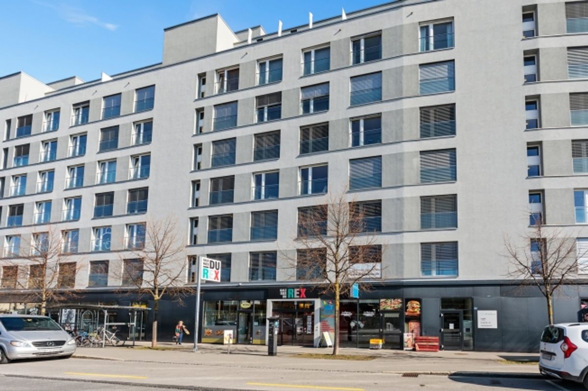 Tout à portée de main  gare, commerces et confort moderne ! - 1