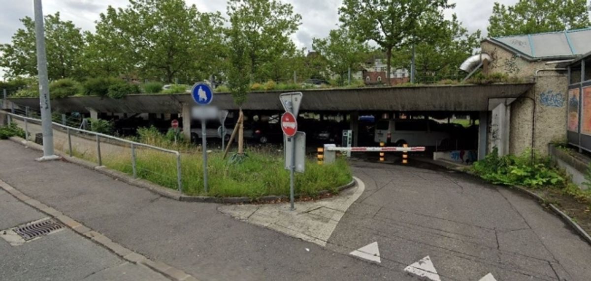 Einstellplatz im Parkhaus Flösserplatz Aarau frei - 0
