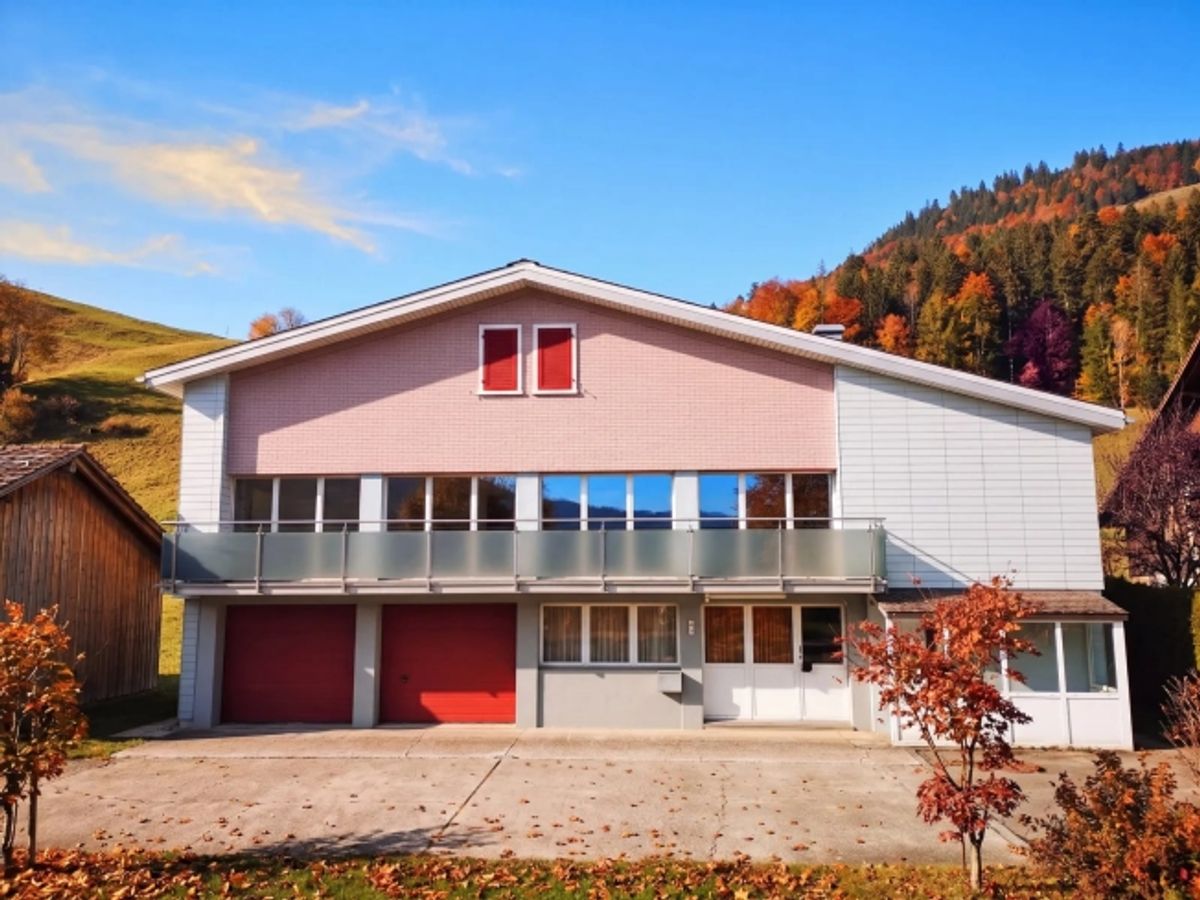 5.5-Zimmer-Haus mit Weitsicht und Garten in Trachslau mieten - 0