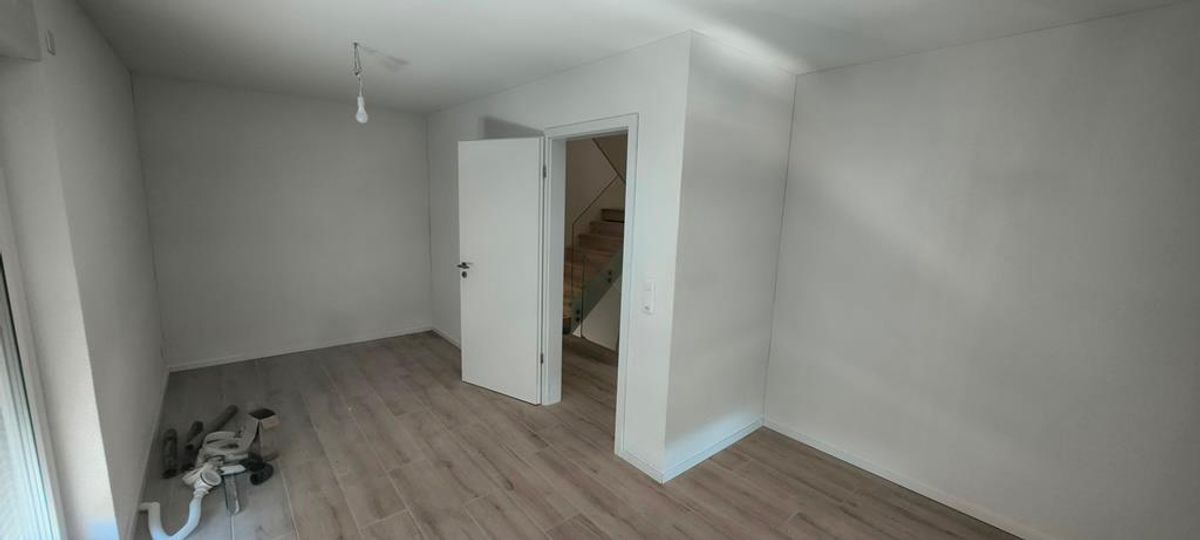 7 Zimmer Doppeleinfamilienhaus - 1