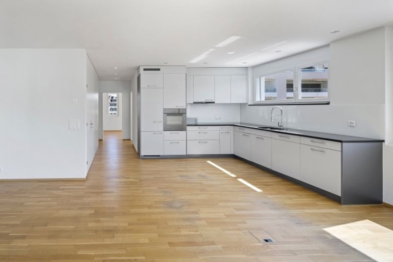 Moderne Wohnoase mit grosser Terrasse und viel Licht - 6