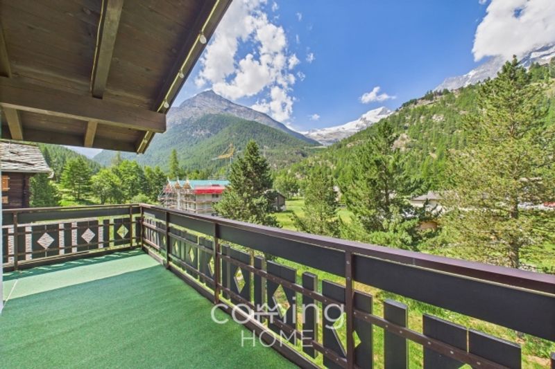 Charmante 2.5-Zimmer-Wohnung in Saas-Grund - Mit Cheminée, Bergsicht & grossem Balkon - 10