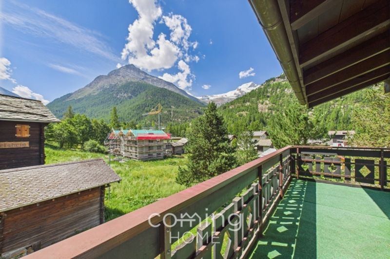 Charmante 2.5-Zimmer-Wohnung in Saas-Grund - Mit Cheminée, Bergsicht & grossem Balkon - 11