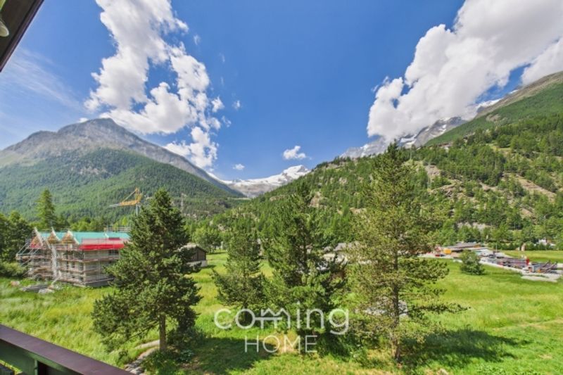 Charmante 2.5-Zimmer-Wohnung in Saas-Grund - Mit Cheminée, Bergsicht & grossem Balkon - 12