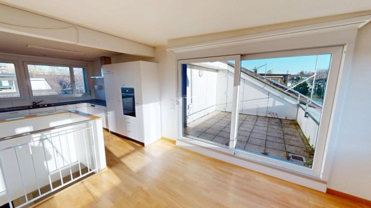 Befristet bis 30.09.2027 Ideale Zwischenlösung  4 1/2-Zimmerwohnung in Wiedikon - 5