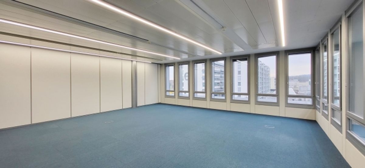 JETZT NEU MIT SHOWFLÄCHE! Doppeltes Eckbüro mit sehr viel Tageslicht! - 7