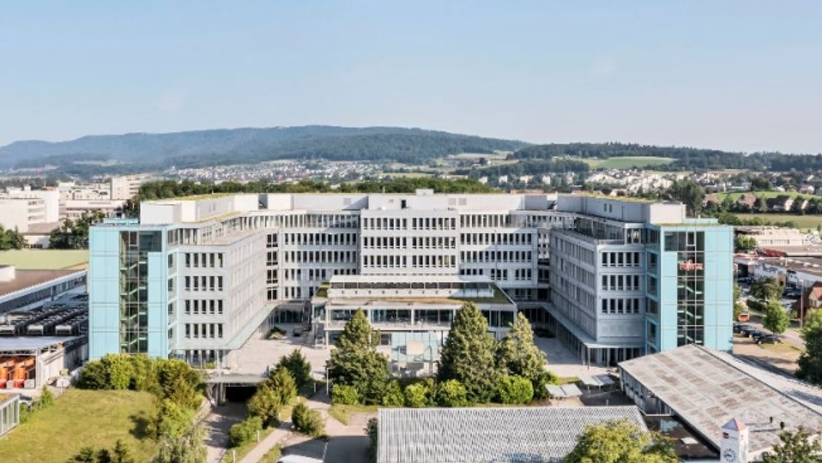 JETZT NEU MIT SHOWFLÄCHE! Doppeltes Eckbüro mit sehr viel Tageslicht! - 9