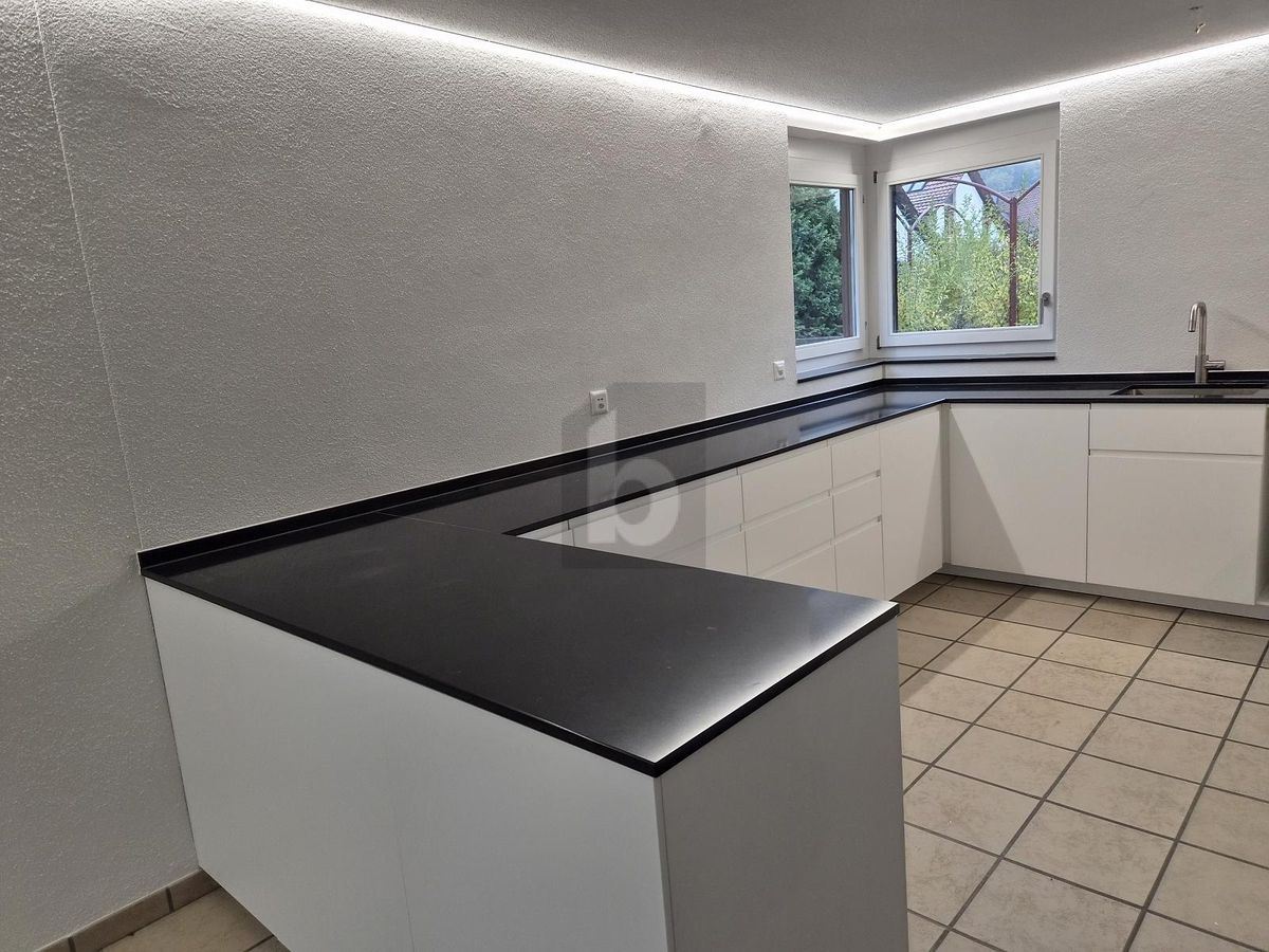 FRISCH RENOVIERT MIT GARTEN UND VIEL PLATZ - 4
