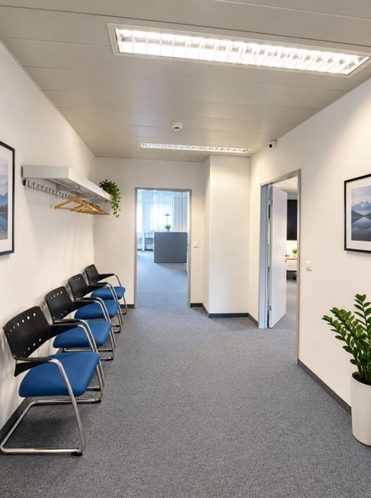 Unsere neuen Büros sind im City West, gleich neben dem Bahnhof - 5