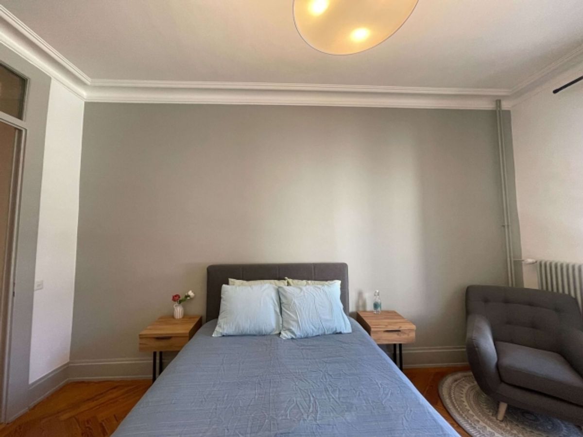 Your Next Chapter Starts Here - Furnished Room in a Top Location - 3