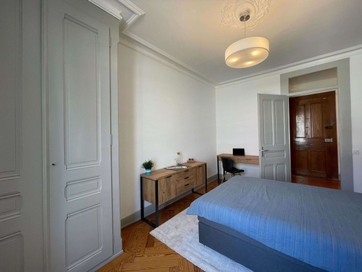 Your Next Chapter Starts Here - Furnished Room in a Top Location - 4