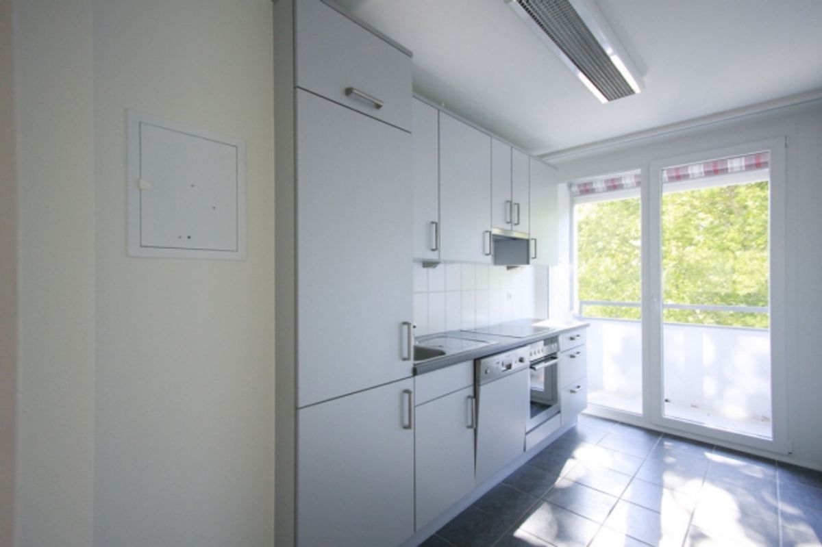Sonnige Wohnung mit zwei Balkonen an zentraler Lage - 1