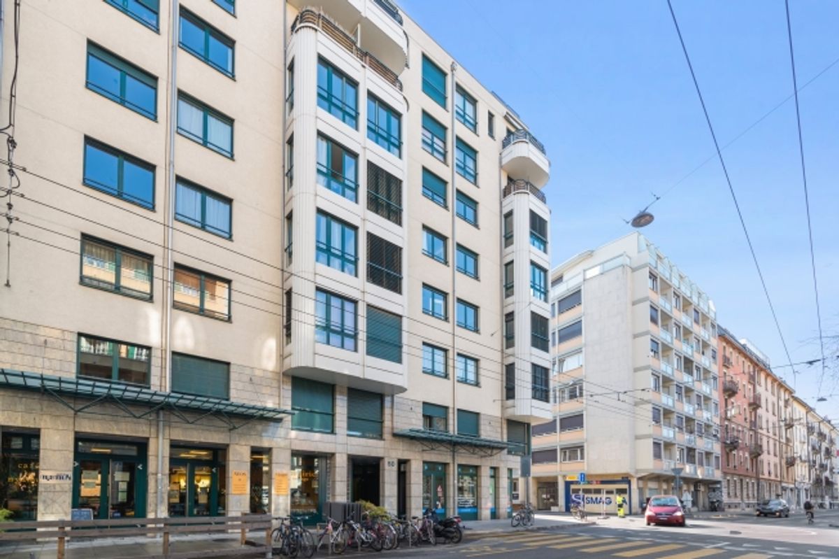 Spacieux 5 pièces de 102 m² avec balcon au cœur de Genève - 2