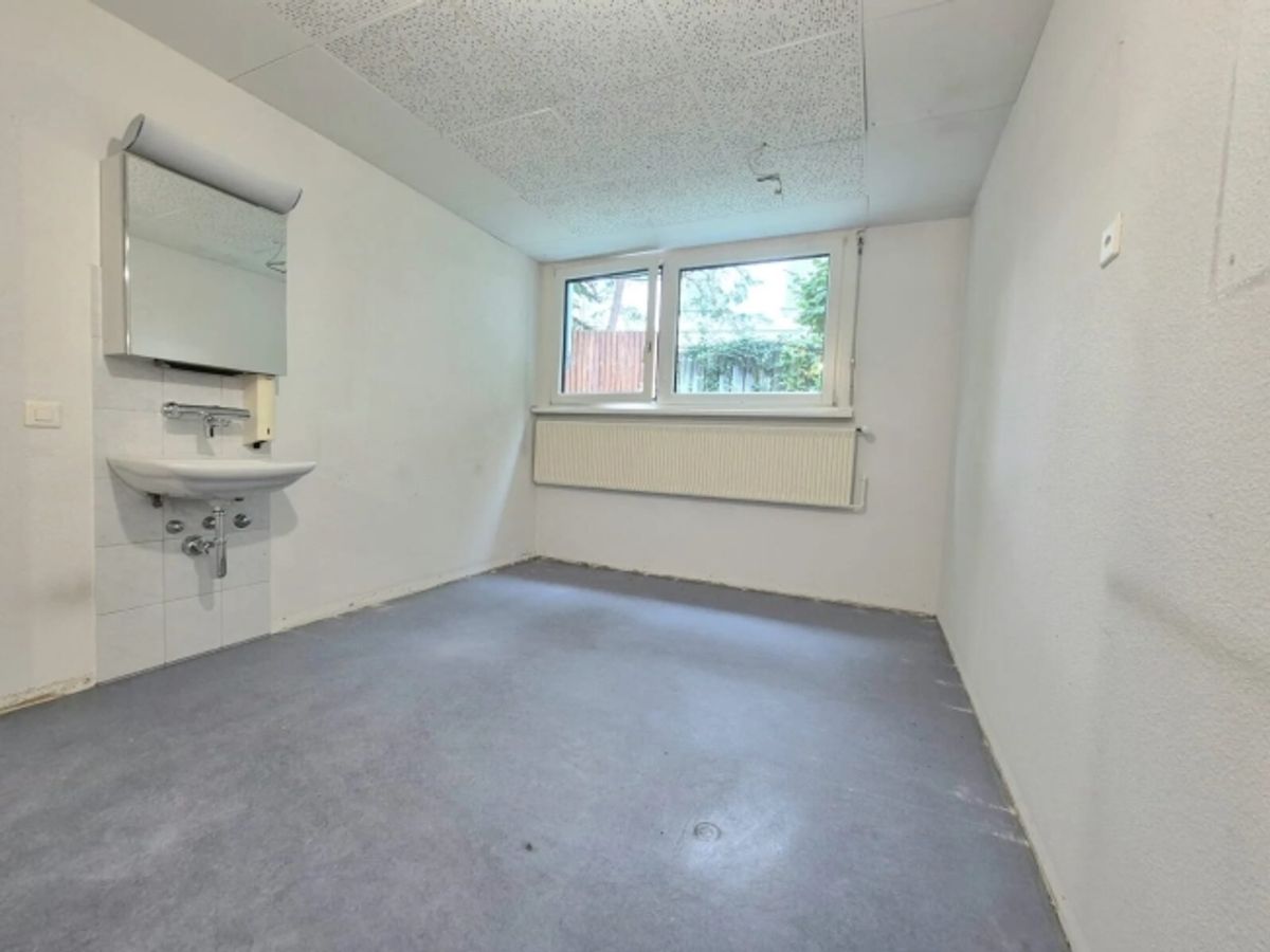 Büro mit verglaster Veranda im Grünen - 180 m² in Aarau mieten - 2