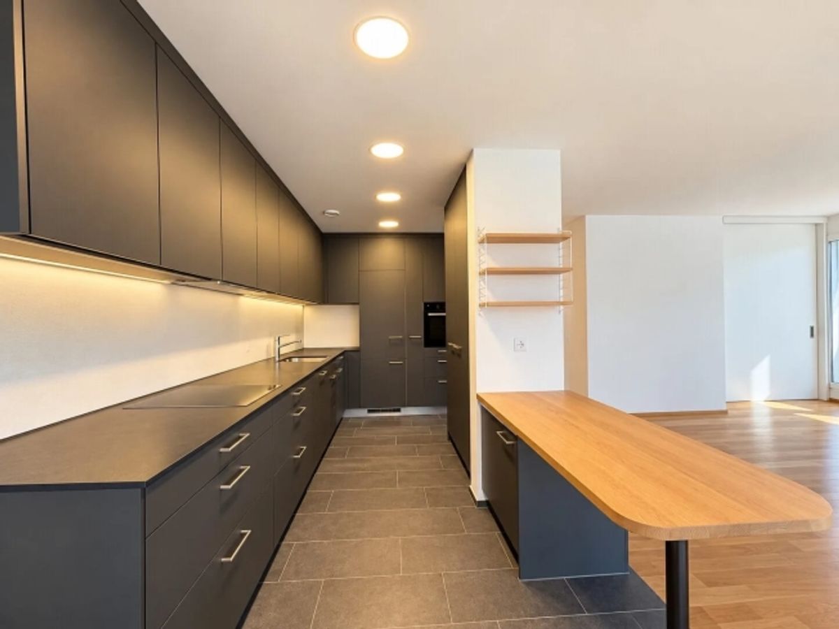4.5-Zimmer-Penthouse mit Dachterrasse in Therwil mieten - 2