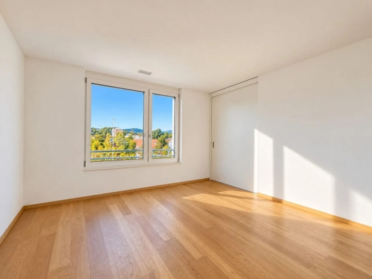 4.5-Zimmer-Penthouse mit Dachterrasse in Therwil mieten - 3