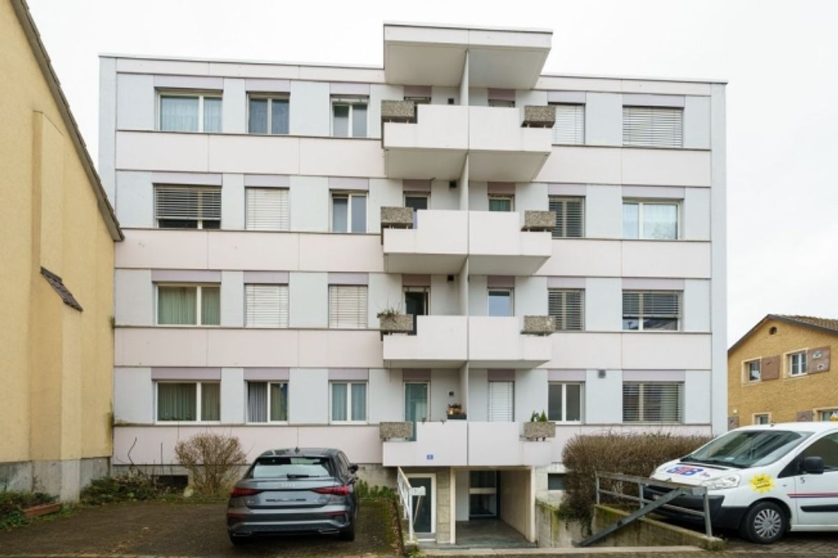 Charmante 2.5-Zimmer-Wohnung in Bottmingen - 0