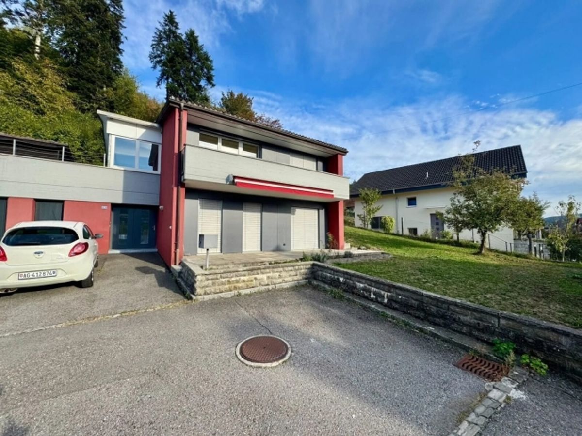 4.5-Zimmer-Einfamilienhaus mit Garten in Unterkulm mieten - 0