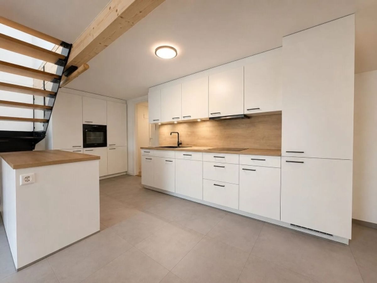 Renovierte 3.5-Zimmer-Maisonette mit 35 m² Balkon in Seewen mieten - 4