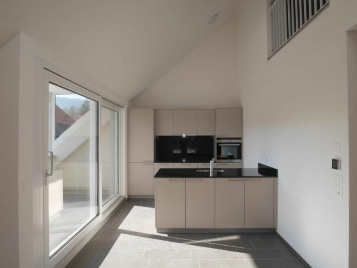 grosse 3.5-Zi-Maisonette Wohnung mit Loggia - 0