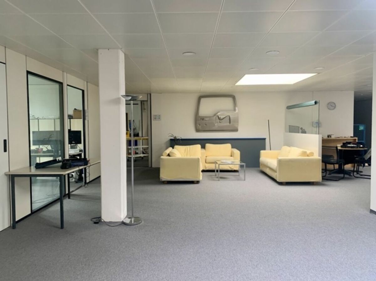 Vaud bureaux, locaux commerciaux, atelier, laboratoire, depots, de 200 à 800 m2 Ouest lausanne - 2