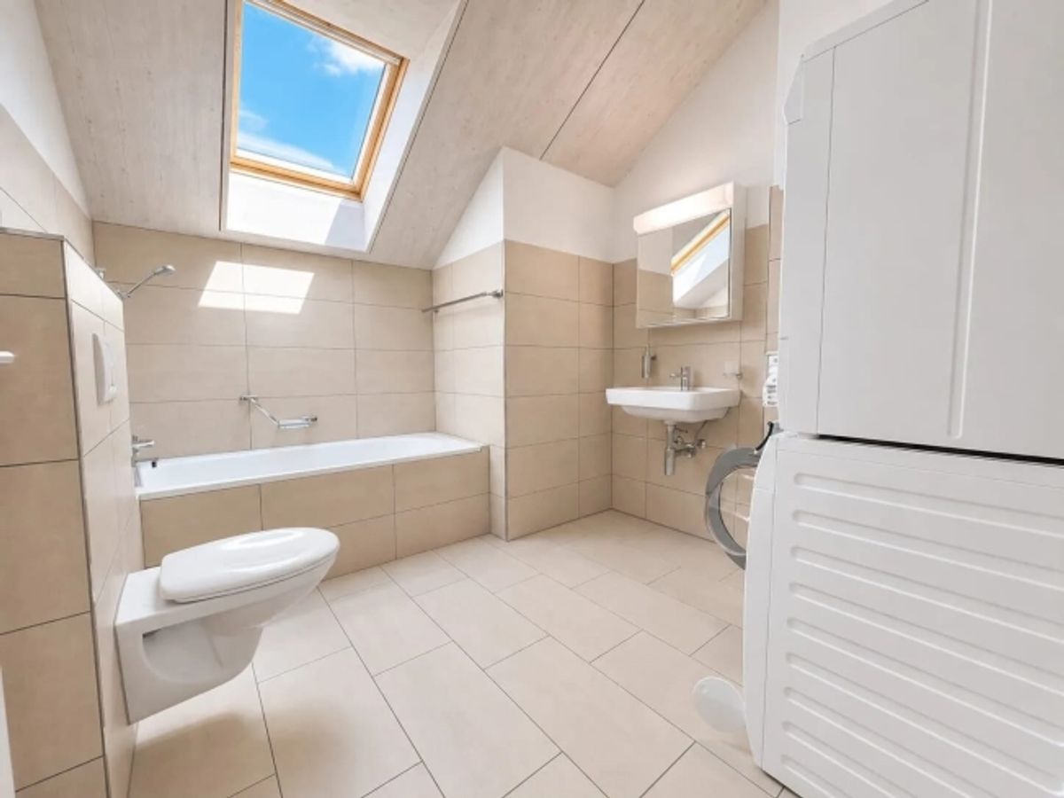 5.5-Zimmer-Maisonette mit Balkon und Weitblick in Scherz mieten - 4