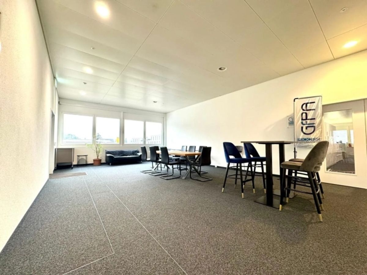 Büro mit 537 m² direkt beim Bahnhof Würenlos mieten - 6