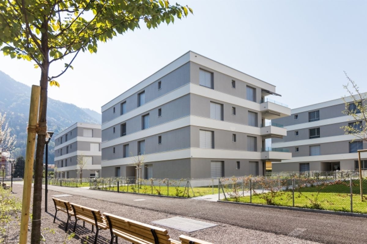 Moderno con terrazzo, a pochi minuti dal centro - 0