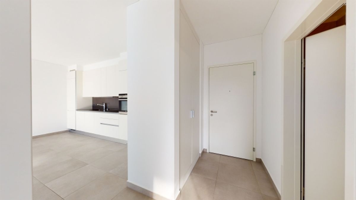 Moderno con terrazzo, a pochi minuti dal centro - 1