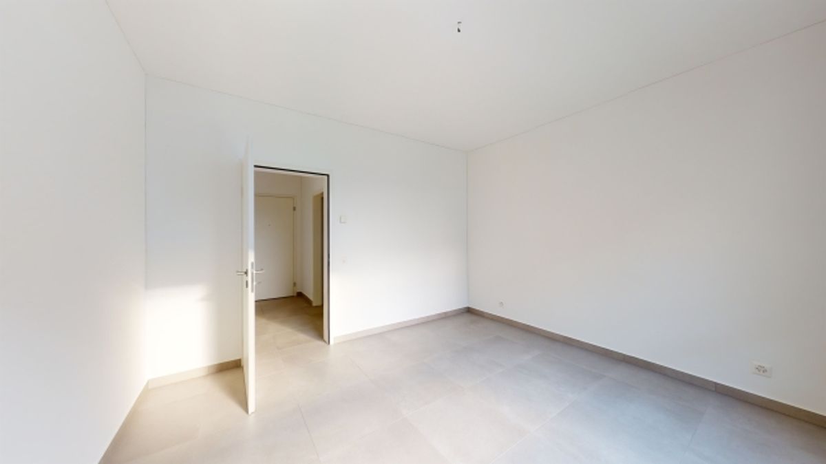 Moderno con terrazzo, a pochi minuti dal centro - 5