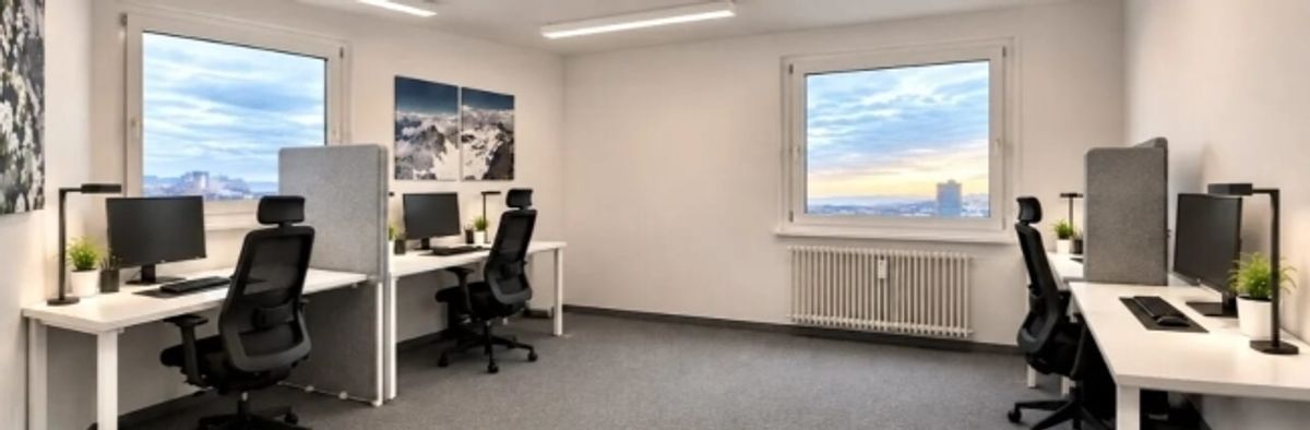 Helles Büro mit Weitsicht im 10. Obergeschoss in Zug mieten - 1