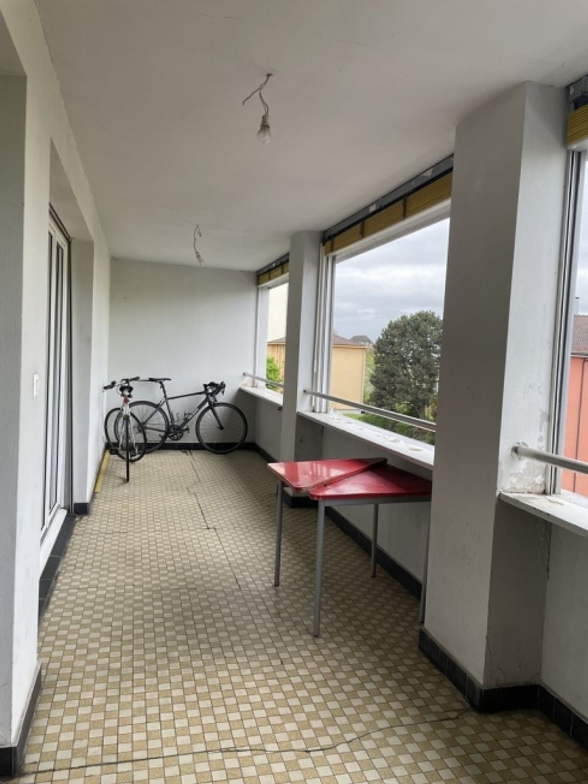 A saisir ! Spacieux logement au coeur de Renens ! - 10