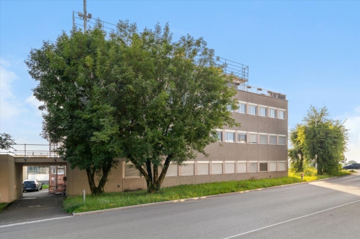 Ihr neuer Bürostandort in Fällanden – 297 m² mit vielseitigen Nutzungsmög - 2