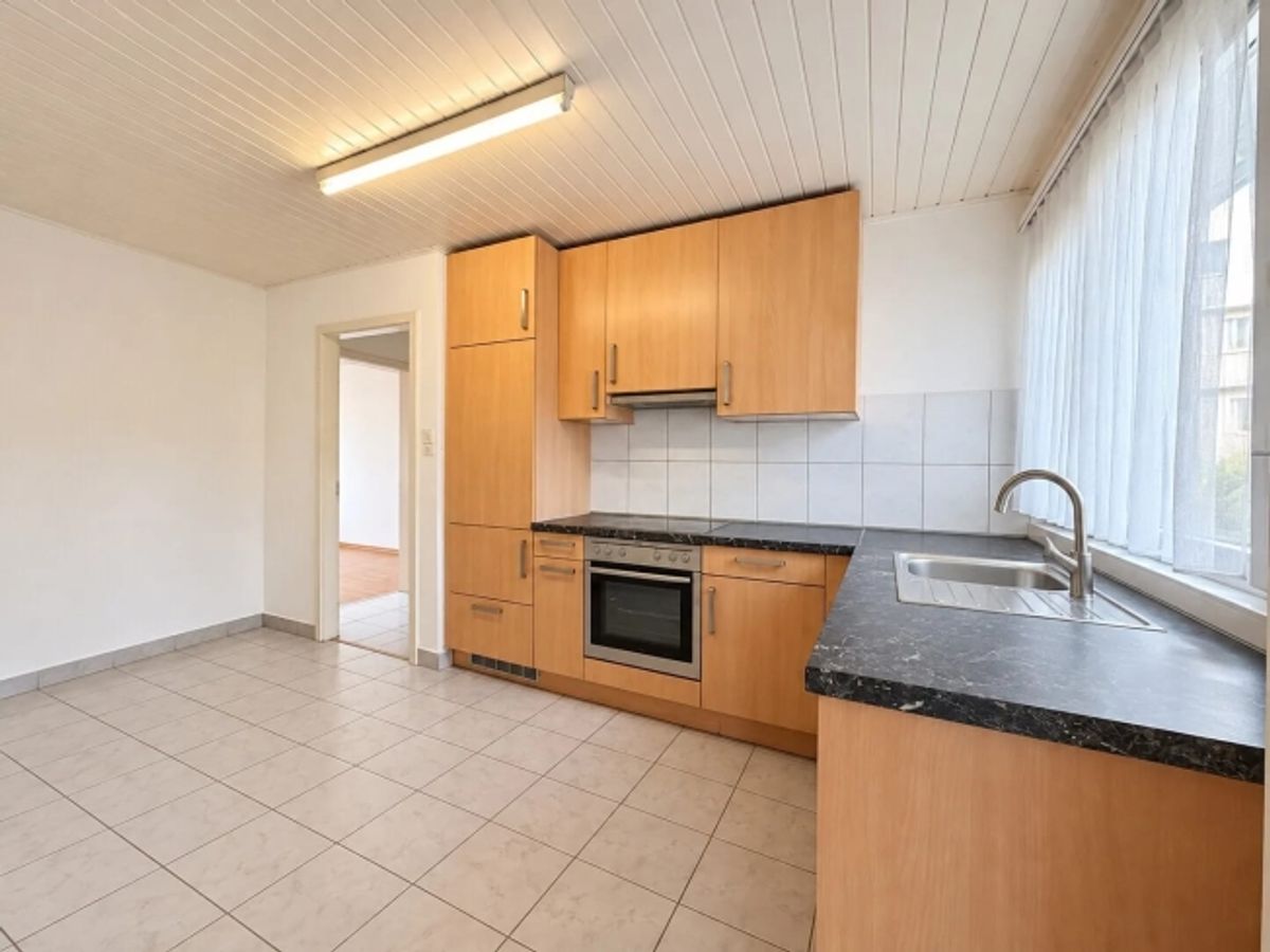 Helle 3.5-Zimmer-Wohnung mit Balkon in Oberwil mieten - 1