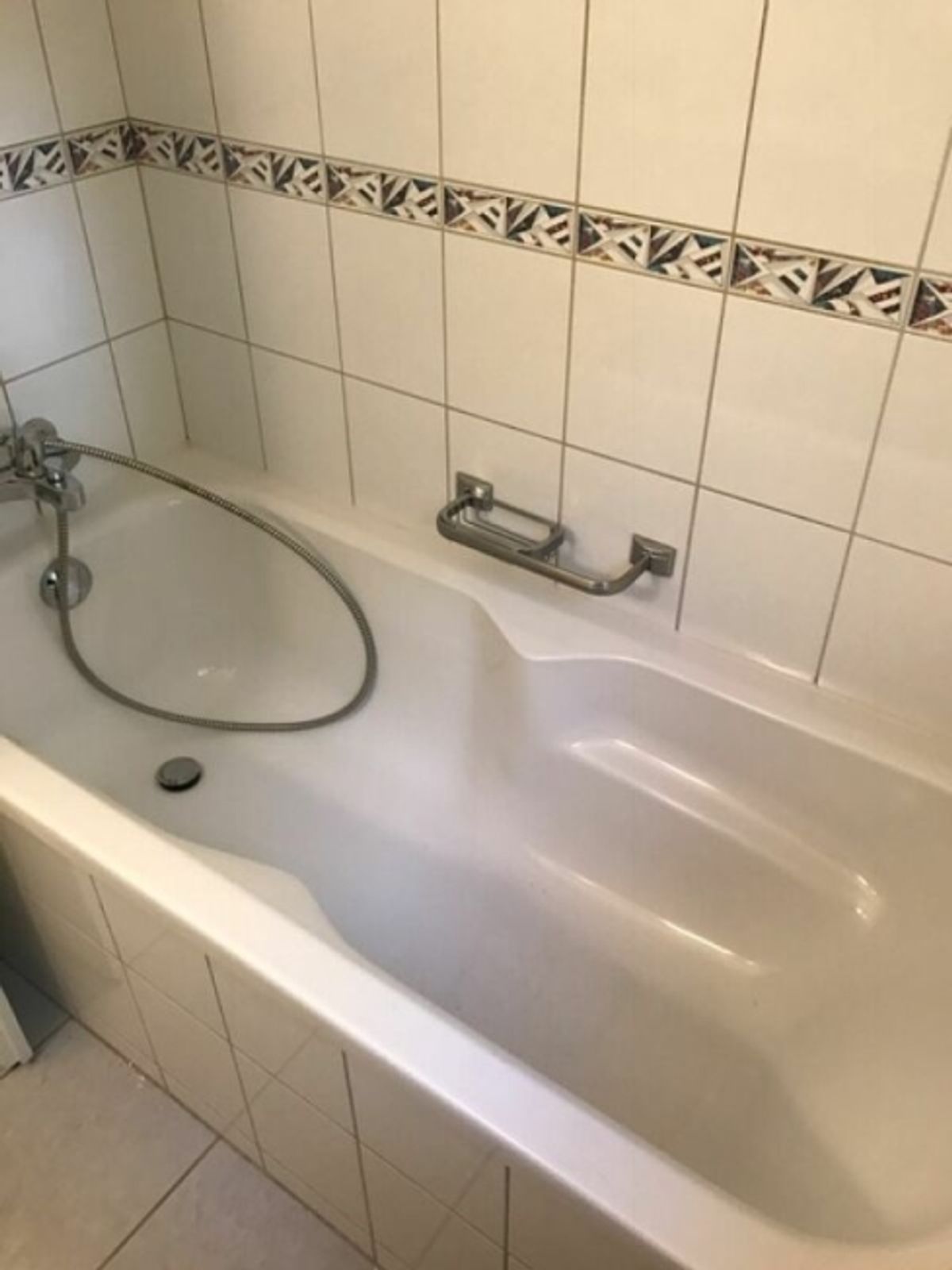 Gemütliche 4-Zimmer-Wohnung in Bahnhofsnähe im 1.OG - 5